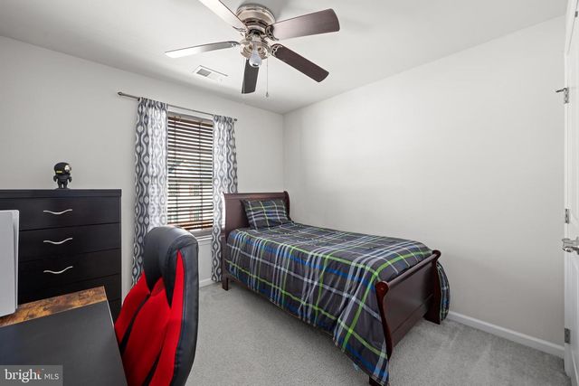 206 LANDING DR, Fredericksburg, VA 22405