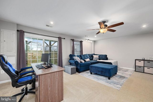 206 LANDING DR, Fredericksburg, VA 22405