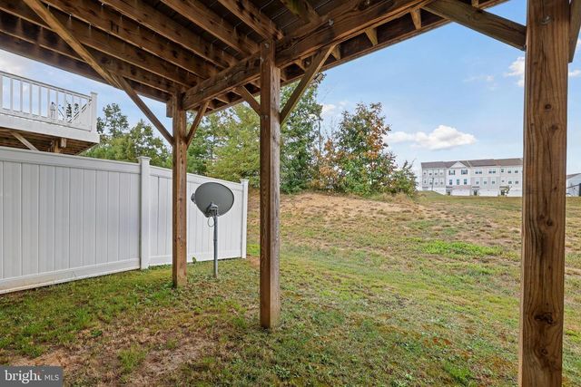 206 LANDING DR, Fredericksburg, VA 22405