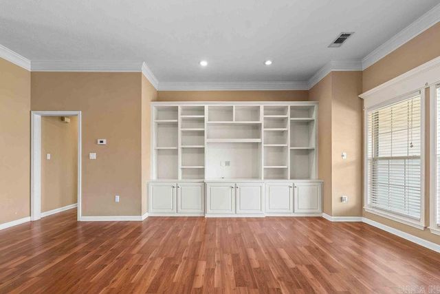 2222 Clara Dr, Searcy, AR 72143