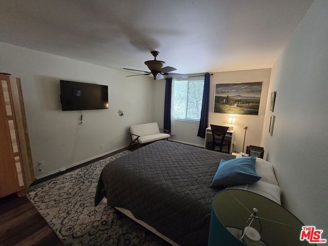 14315 Riverside Drive 105, Sherman Oaks, CA 91423