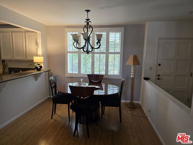 14315 Riverside Drive 105, Sherman Oaks, CA 91423