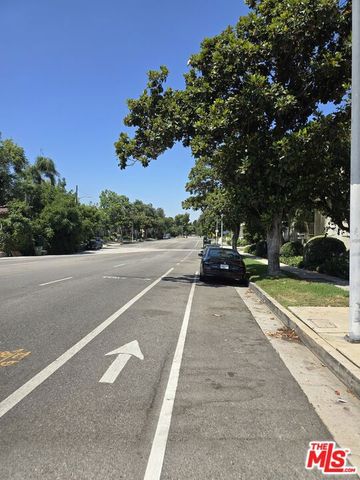 14315 Riverside Drive 105, Sherman Oaks, CA 91423