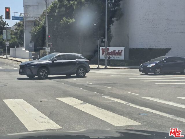 14315 Riverside Drive 105, Sherman Oaks, CA 91423