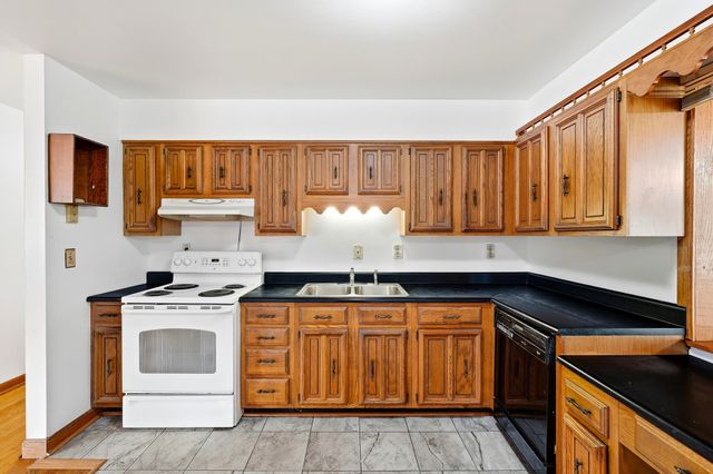 18 Cavill Creek Road, Barboursville, WV 25504