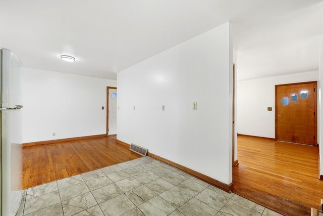 18 Cavill Creek Road, Barboursville, WV 25504