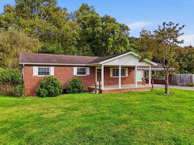 18 Cavill Creek Road, Barboursville, WV 25504