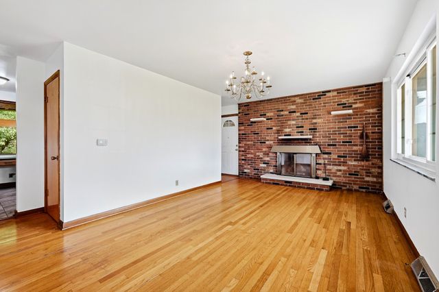 18 Cavill Creek Road, Barboursville, WV 25504