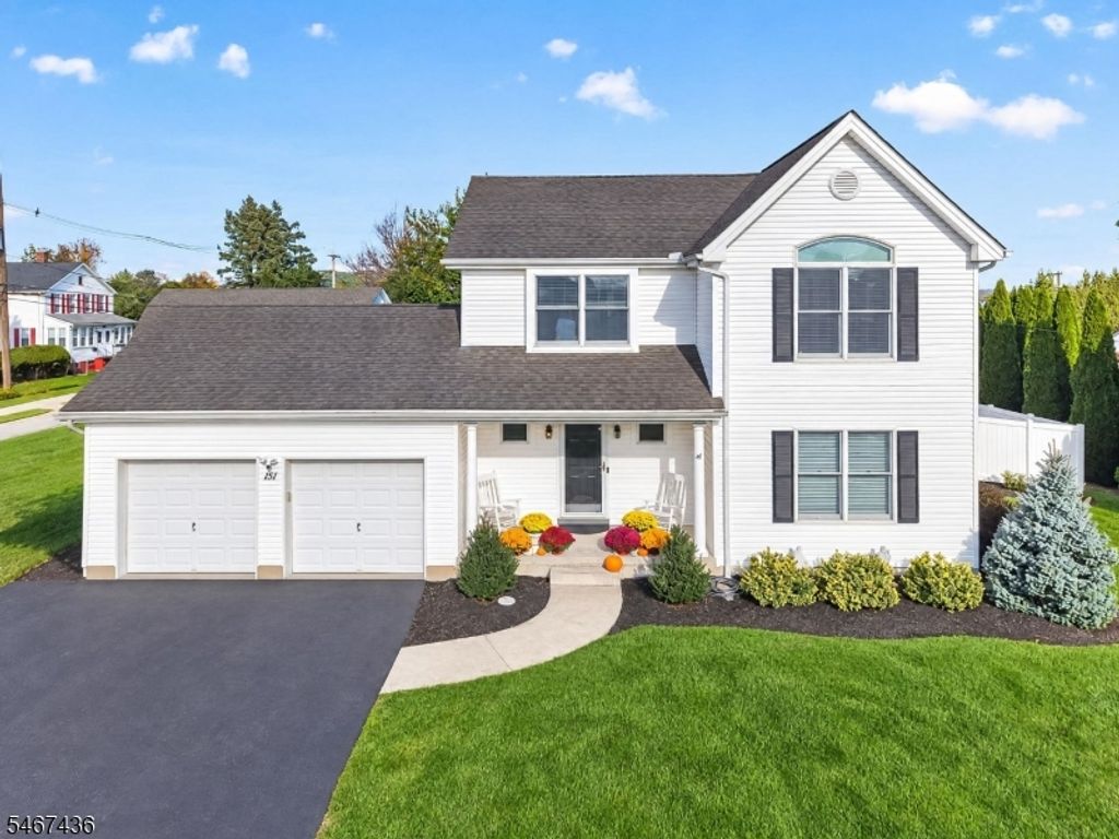 151 S 6Th St, Lopatcong Twp., NJ 08865 — exterior