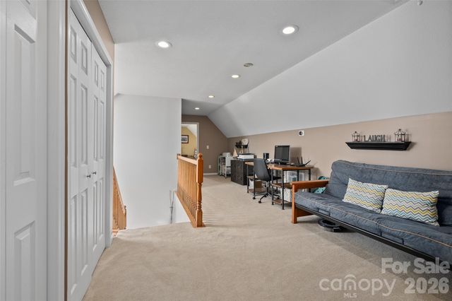 371 Ned Cove Road, Waynesville, NC 28785