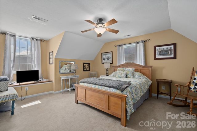 371 Ned Cove Road, Waynesville, NC 28785