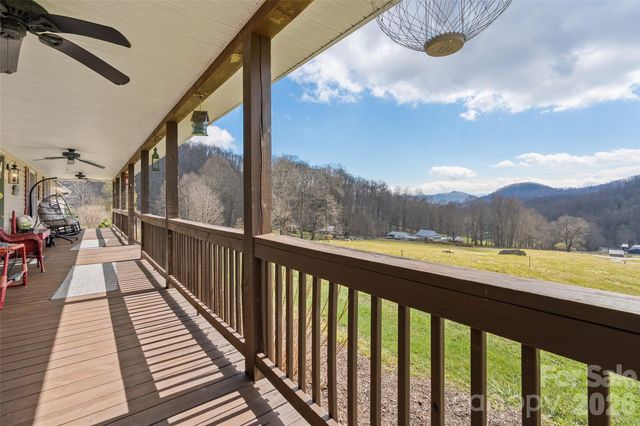 371 Ned Cove Road, Waynesville, NC 28785