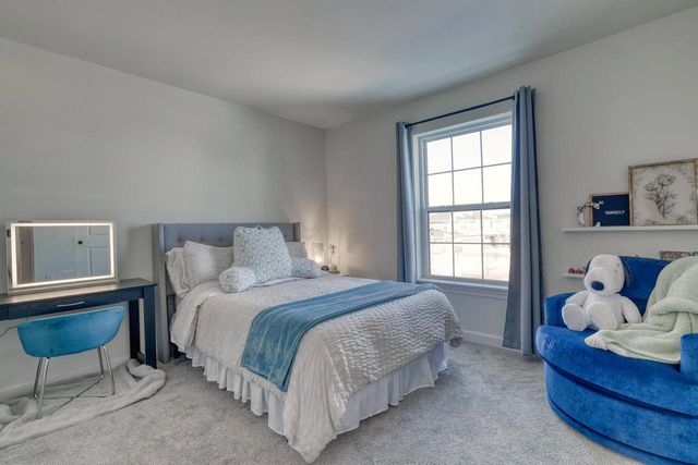 N56W24205 Simona COURT, Sussex, WI 53089