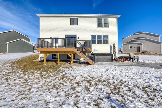 N56W24205 Simona COURT, Sussex, WI 53089