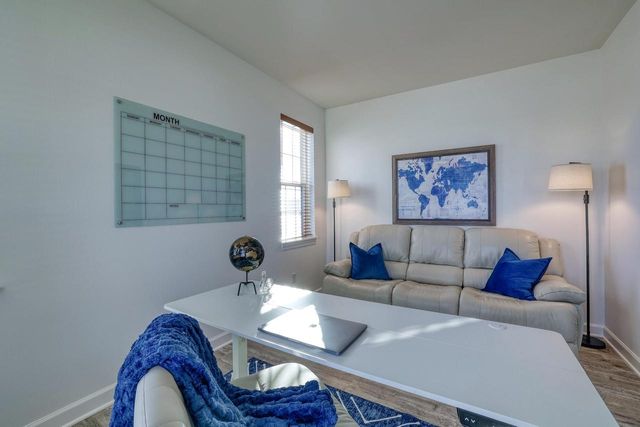 N56W24205 Simona COURT, Sussex, WI 53089