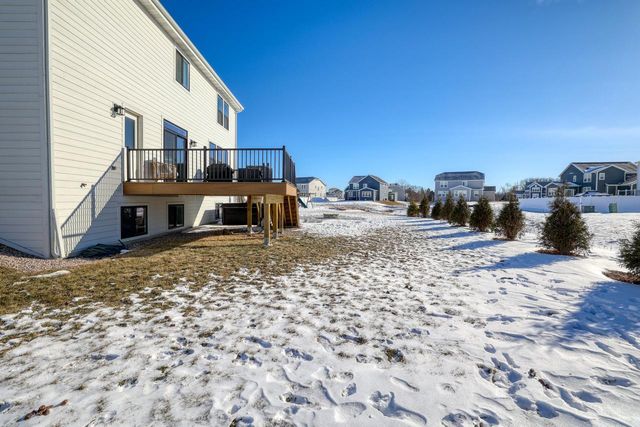 N56W24205 Simona COURT, Sussex, WI 53089