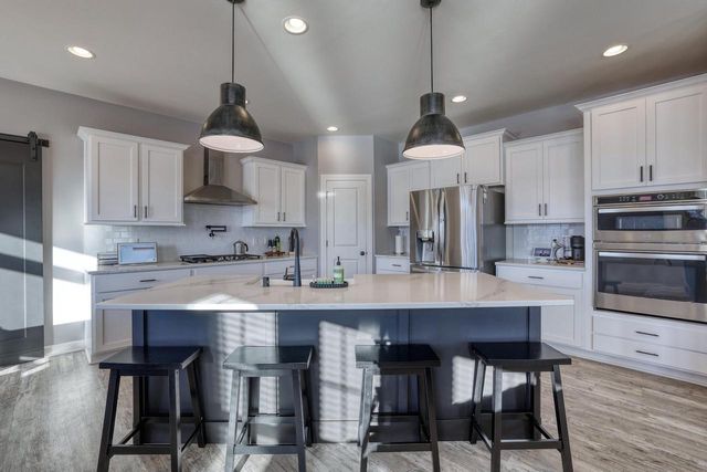 N56W24205 Simona COURT, Sussex, WI 53089