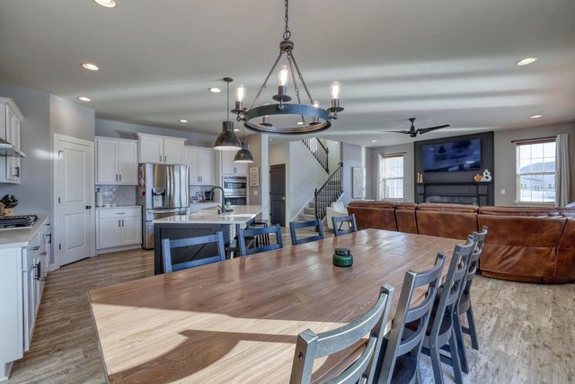 N56W24205 Simona COURT, Sussex, WI 53089