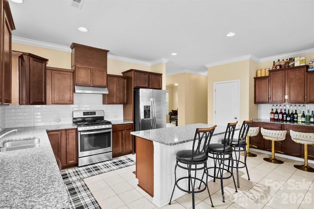 700 Wood Lily Drive, Belmont, NC 28012