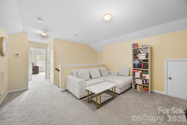 700 Wood Lily Drive, Belmont, NC 28012