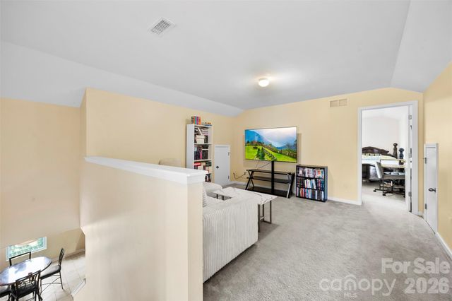 700 Wood Lily Drive, Belmont, NC 28012