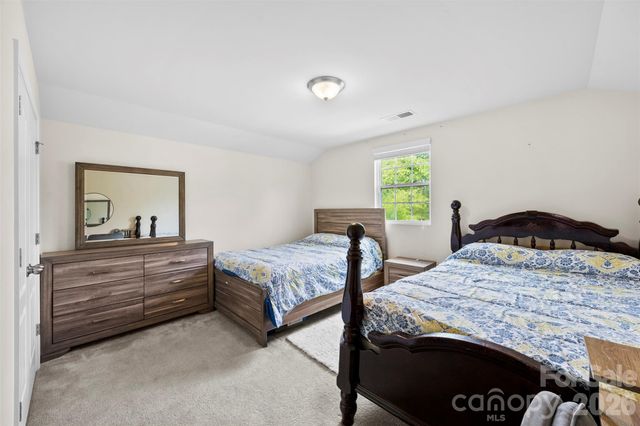 700 Wood Lily Drive, Belmont, NC 28012