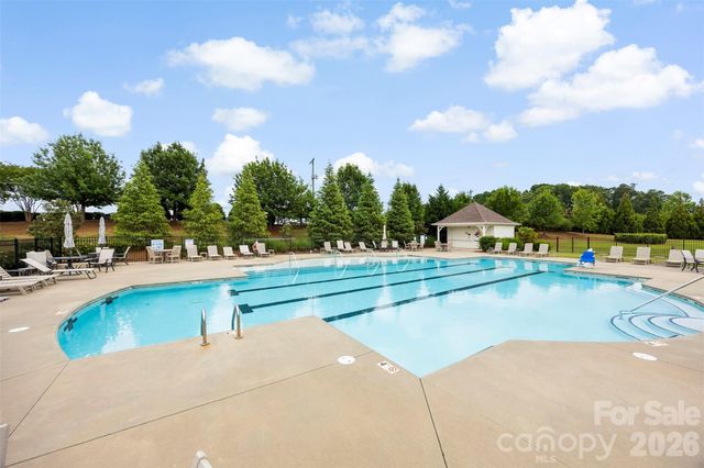 700 Wood Lily Drive, Belmont, NC 28012