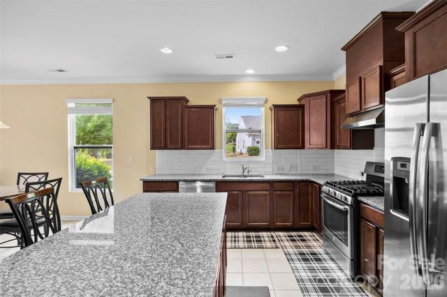 700 Wood Lily Drive, Belmont, NC 28012