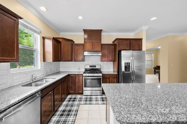 700 Wood Lily Drive, Belmont, NC 28012