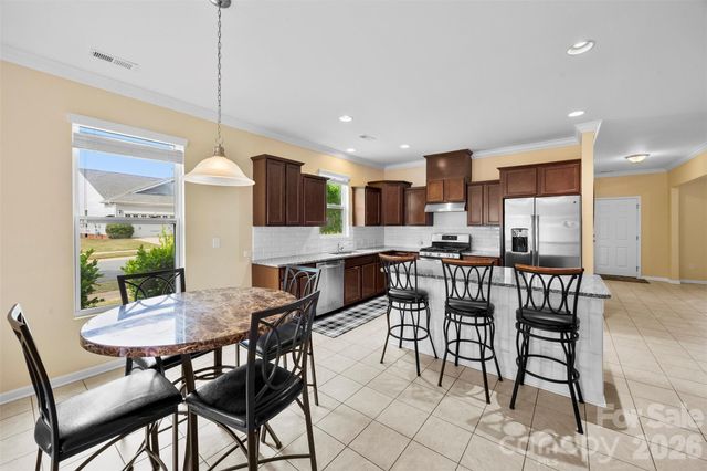700 Wood Lily Drive, Belmont, NC 28012
