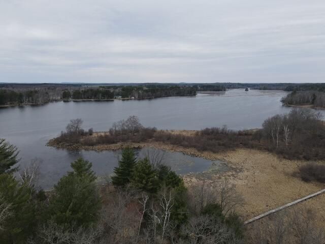 N6432 11th COURT, Westfield, WI 53964