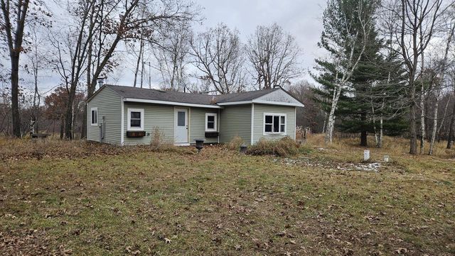 N6432 11th COURT, Westfield, WI 53964