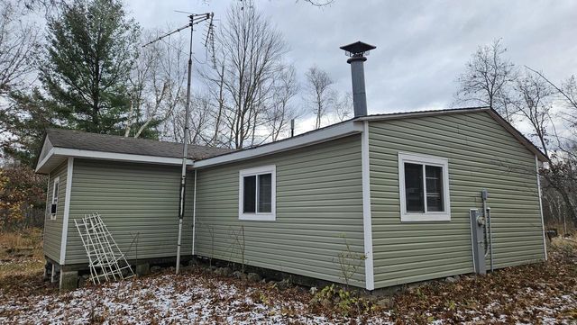 N6432 11th COURT, Westfield, WI 53964