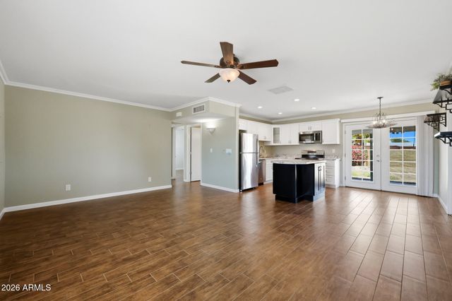 2310 E BETTY ELYSE Lane, Phoenix, AZ 85022