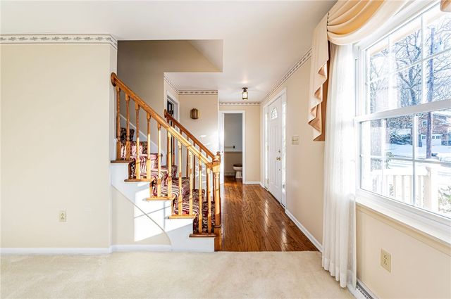 1127 Mckenna Way, Unity Twp, PA 15601