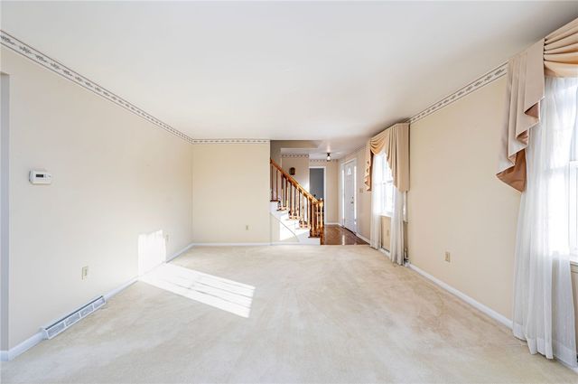 1127 Mckenna Way, Unity Twp, PA 15601