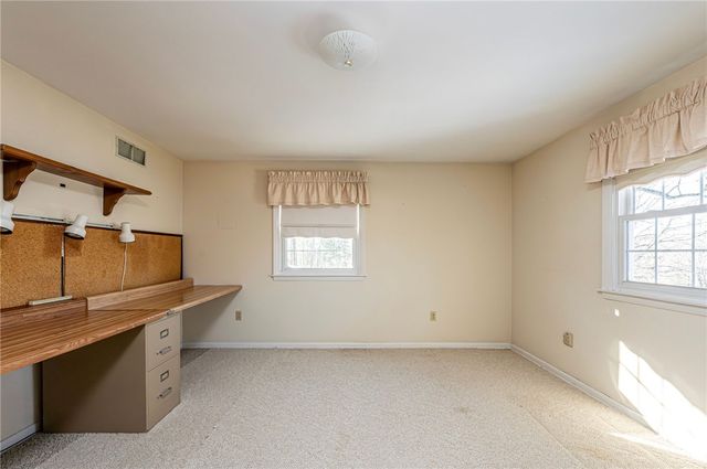 1127 Mckenna Way, Unity Twp, PA 15601