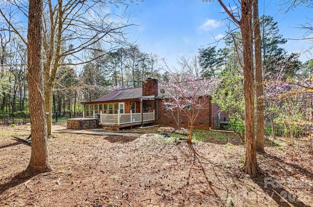 2199 Coddle Creek Highway, Mooresville, NC 28115