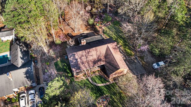 2199 Coddle Creek Highway, Mooresville, NC 28115