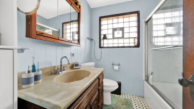 3648 W 68th Place, Chicago, IL 60629