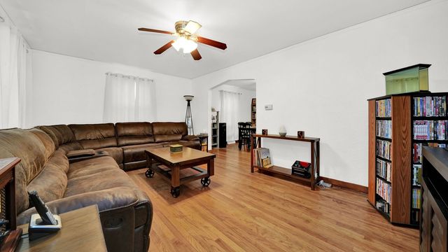 3648 W 68th Place, Chicago, IL 60629