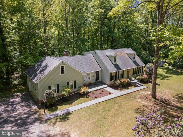 8030 SINGING WOOD LN, Spotsylvania, VA 22553