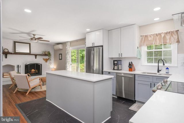 8030 SINGING WOOD LN, Spotsylvania, VA 22553