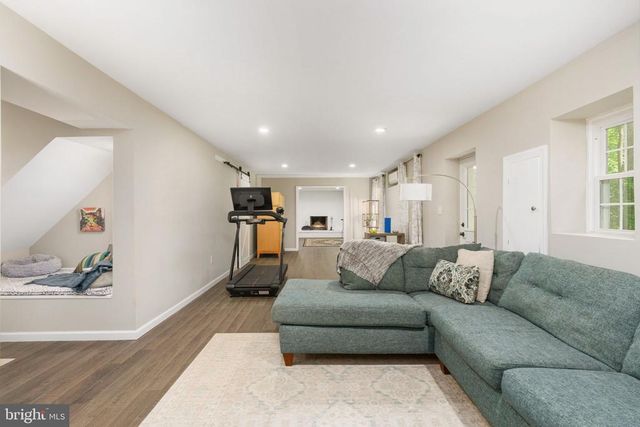 8030 SINGING WOOD LN, Spotsylvania, VA 22553
