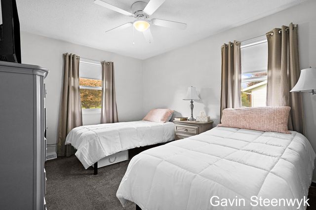 401 Kingwood Drive, Holland, MI 49424