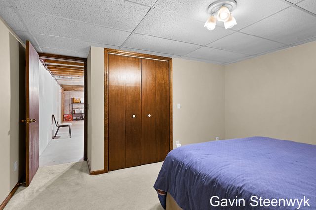 401 Kingwood Drive, Holland, MI 49424