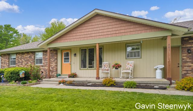 401 Kingwood Drive, Holland, MI 49424