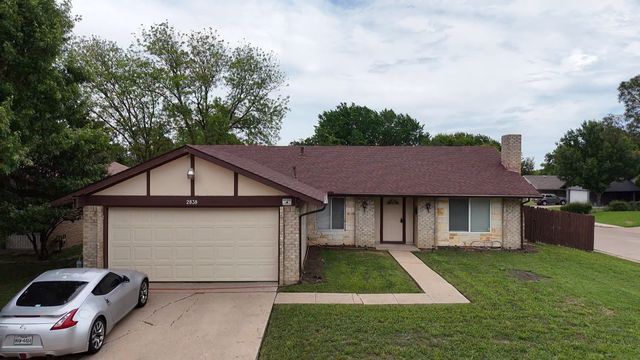 2838 Padre Lane, Grand Prairie, TX 75052