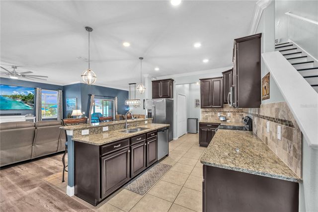 10902 RAINBOW PYRITE DRIVE, Wimauma, FL 33598