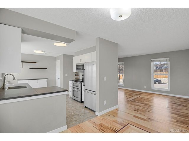 7686 S Garland St, Littleton, CO 80128